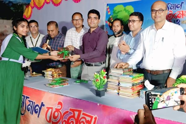 Over 2 Lakh Taka Worth of Books Sold at Mobile Book Fair in Hakimpur